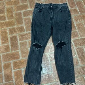 Abercrombie & Fitch Ultimate High Rise Mom Jean 33/ 16R